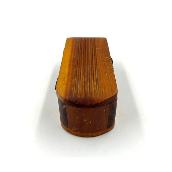 Vintage Hinge Lidded Wooden Carved Trinket Decorative Box With Latch 6 Inches - Picture 9 of 12